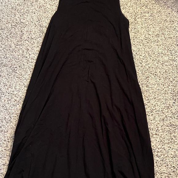 Time and Tru Dresses & Skirts - Time and Tru Black Maxi Dress